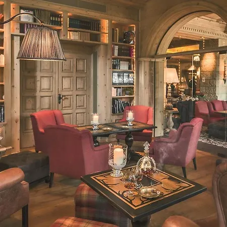 Palace Hotel 5*
