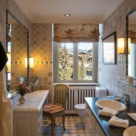 Palace 5*