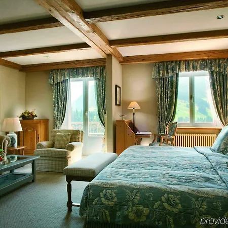 Palace 5*